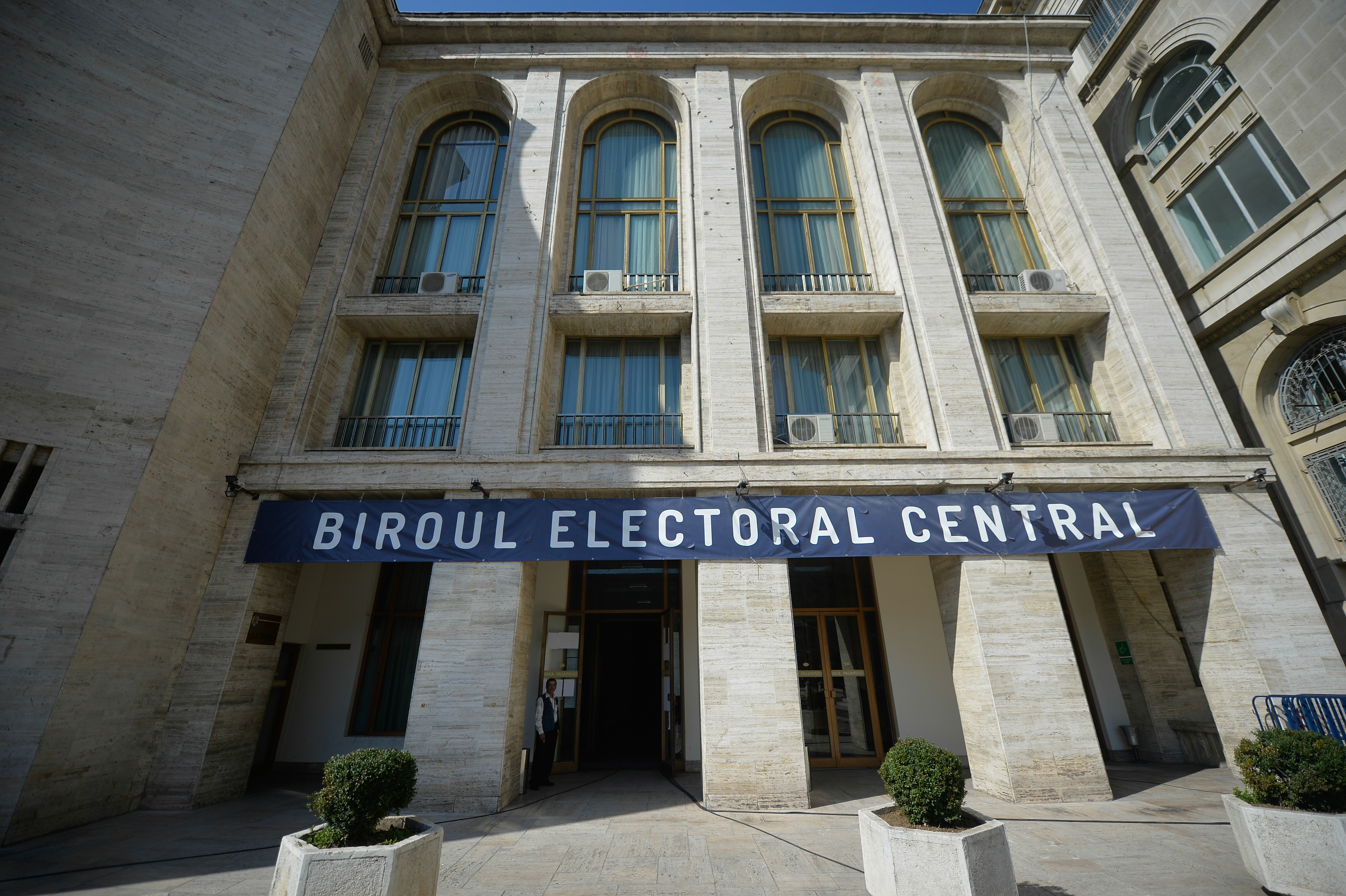 Biroul Electoral Central de la Alegerile Prezidentiale va fi format din cinci femei. Cine sunt acestea