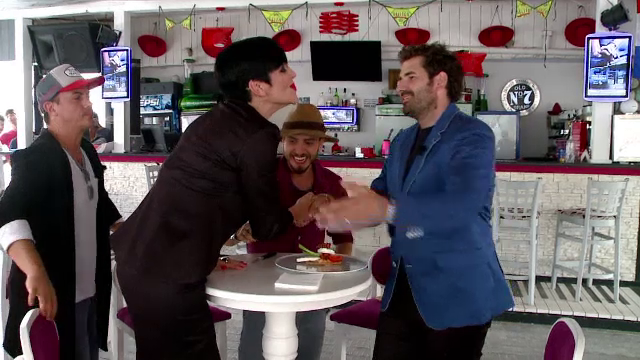 Chef Adrian Hadean a implinit 38 de ani. Ce surpriza i-au pregatit colegii lui din juriul "MasterChef" si Razvan Fodor