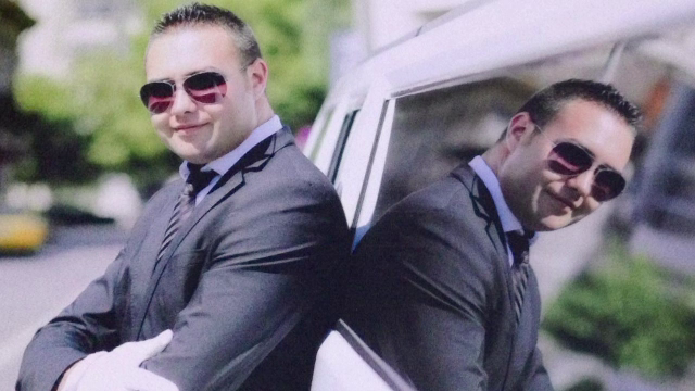 Tanarul ucis la o cursa ilegala de motociclete, inmormantat. Intrebarea de pe buzele prietenilor: "Care dintre noi urmeaza?"