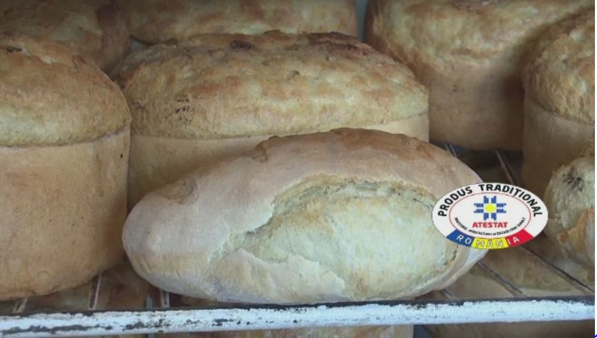 Produsele traditionale, vandute numai cu logo-ul Ministerului Agriculturii. Cum ii afecteaza masura pe micii intreprinzatori