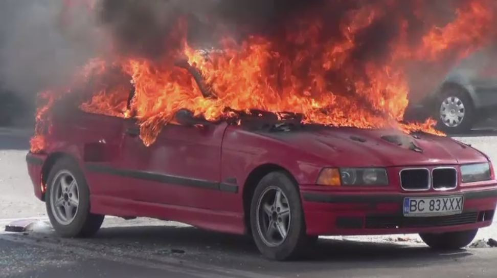 Barbatul care si-ar fi dat foc in fata Fiscului din Onesti din cauza datoriilor era consilier local. Cati bani avea de dat