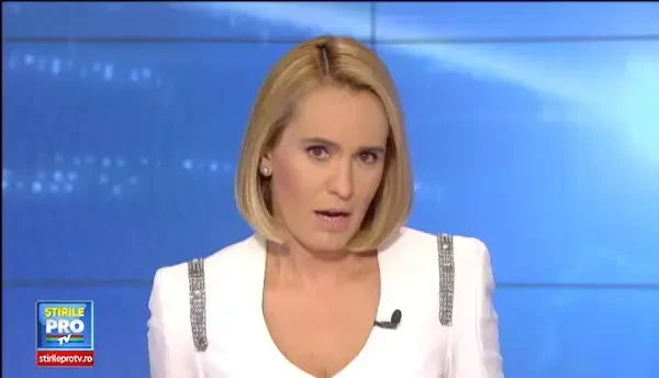 Un barbat de 42 de ani a trezit un cartier intreg din Bacau, luni dimineata, dupa ce s-a urcat pe un bloc cu patru etaje si a inceput sa protesteze