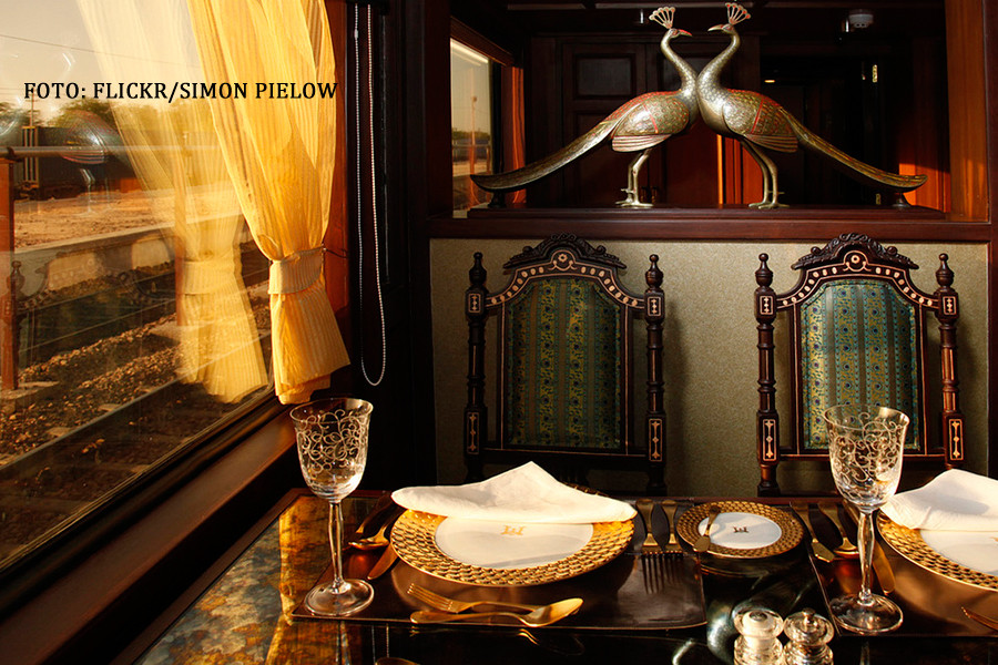 Biblia amatorilor de fite. Cum se rad si cu ce isi sufla nasul cei mai bogati oameni din lume