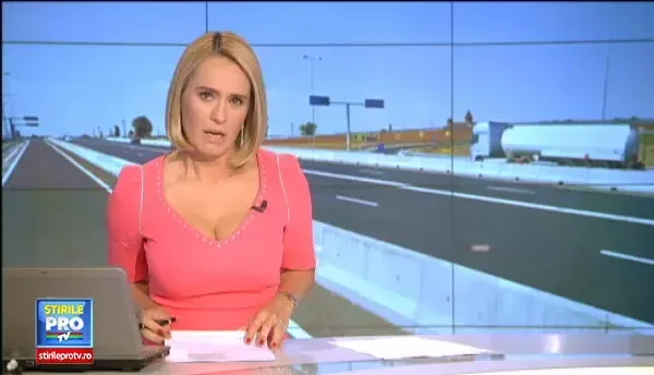 Autostrada Soarelui ... in ochi - drumul care are un singur indicator inainte de intrare. Zona devine extrem de periculoasa