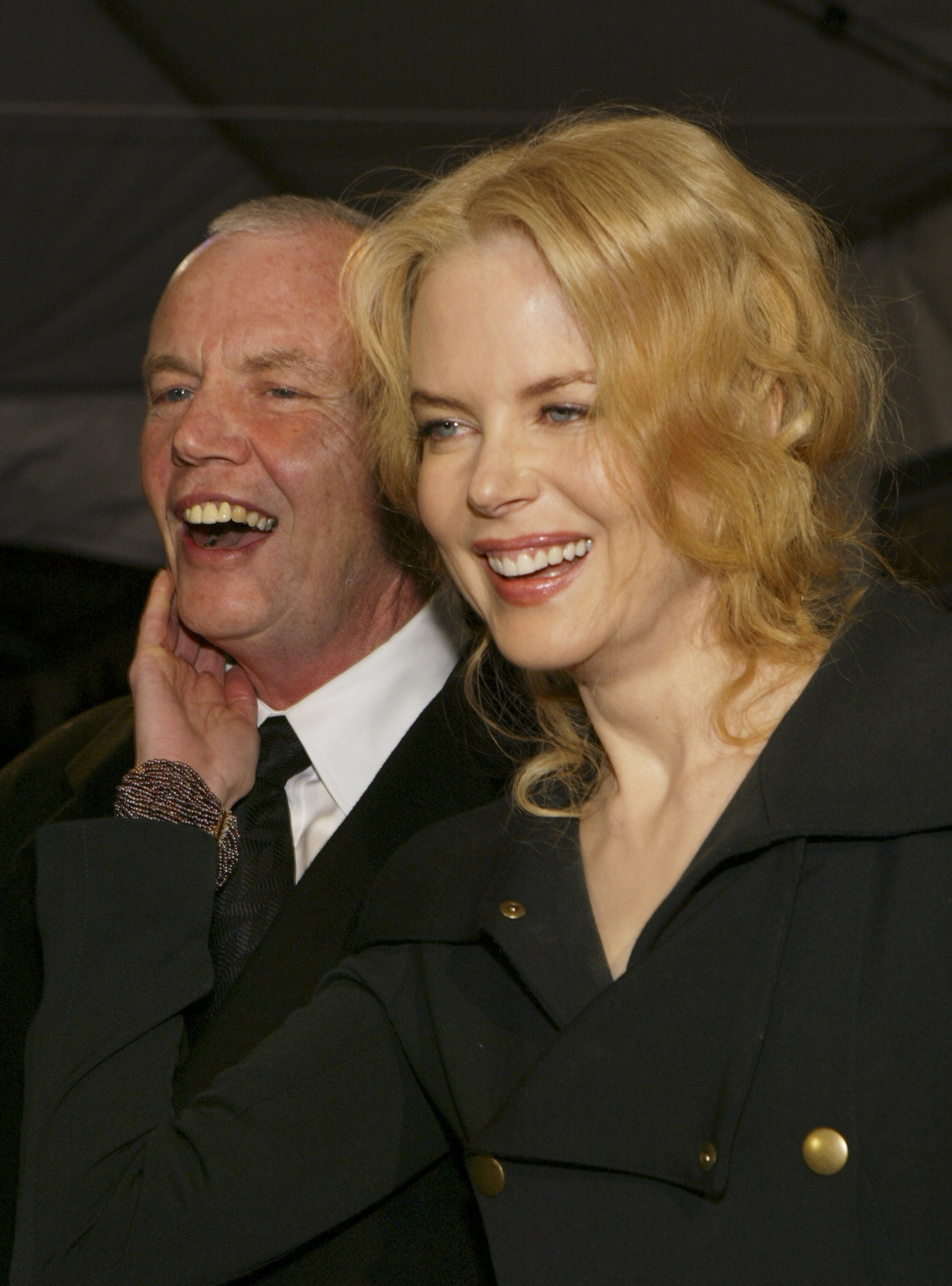 Tatal actritei Nicole Kidman a murit in Singapore. Antony Kidman ar fi cazut in camera de hotel in care era cazat