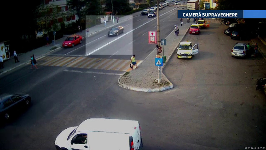 Imagini inedite cu banda hotilor de aur. Camerele de supraveghere i-au surprins in timp ce alegeau tinta urmatorului jaf