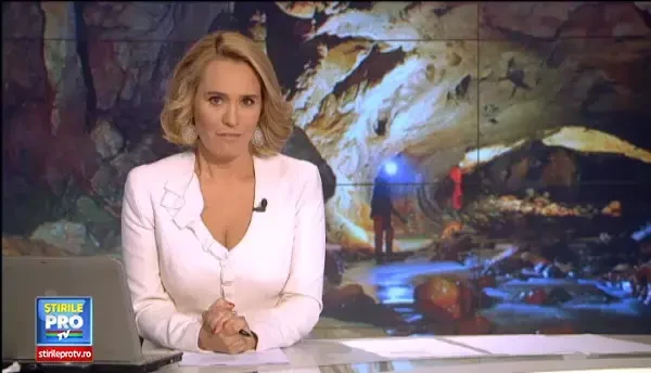 Experiment similar cu cele ale NASA, pus la cale de un roman. Va sta izolat, iar singura sa salvare va fi un buton de panica