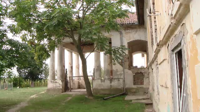 Au dat Germania pe viata la conac, in Romania. Povestea sotilor Radermacher, care au resturat o adevarata opera de arta