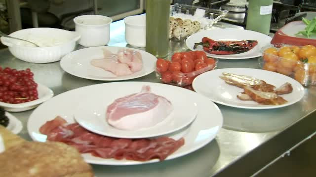 Sfaturile lui Adi Hadean despre mancarea pentru copii: "Am intalnit o fetita care nu stia cum arata varza"