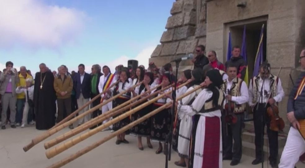 Concert la 2.300 de metri altitudine. Emotiile prin care a trecut naistul Nicolae Voiculet la aterizarea cu elicopterul