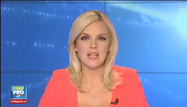 Romania frumoasa. Toamna, caprele negre coboara de pe stanci, iar florile de colt fac deliciul amatorilor de fotografii