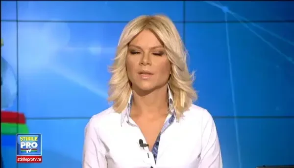 Opera s-a mutat in strada, la Iasi. Noua stagiune deschisa cu un show grandios de lumini si lasere