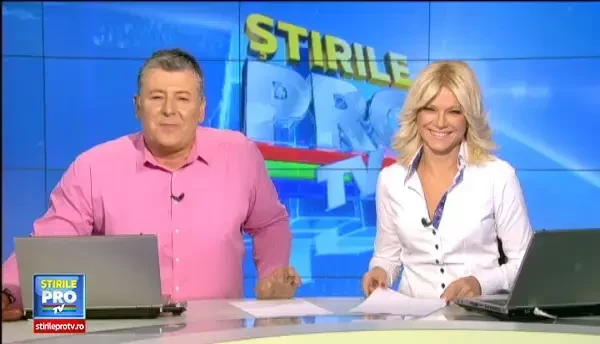 Intamplare amuzanta in Arizona. Un barbat a intrat in panica dupa ce un coiot i-a intrat in casa si s-a culcat in semineu