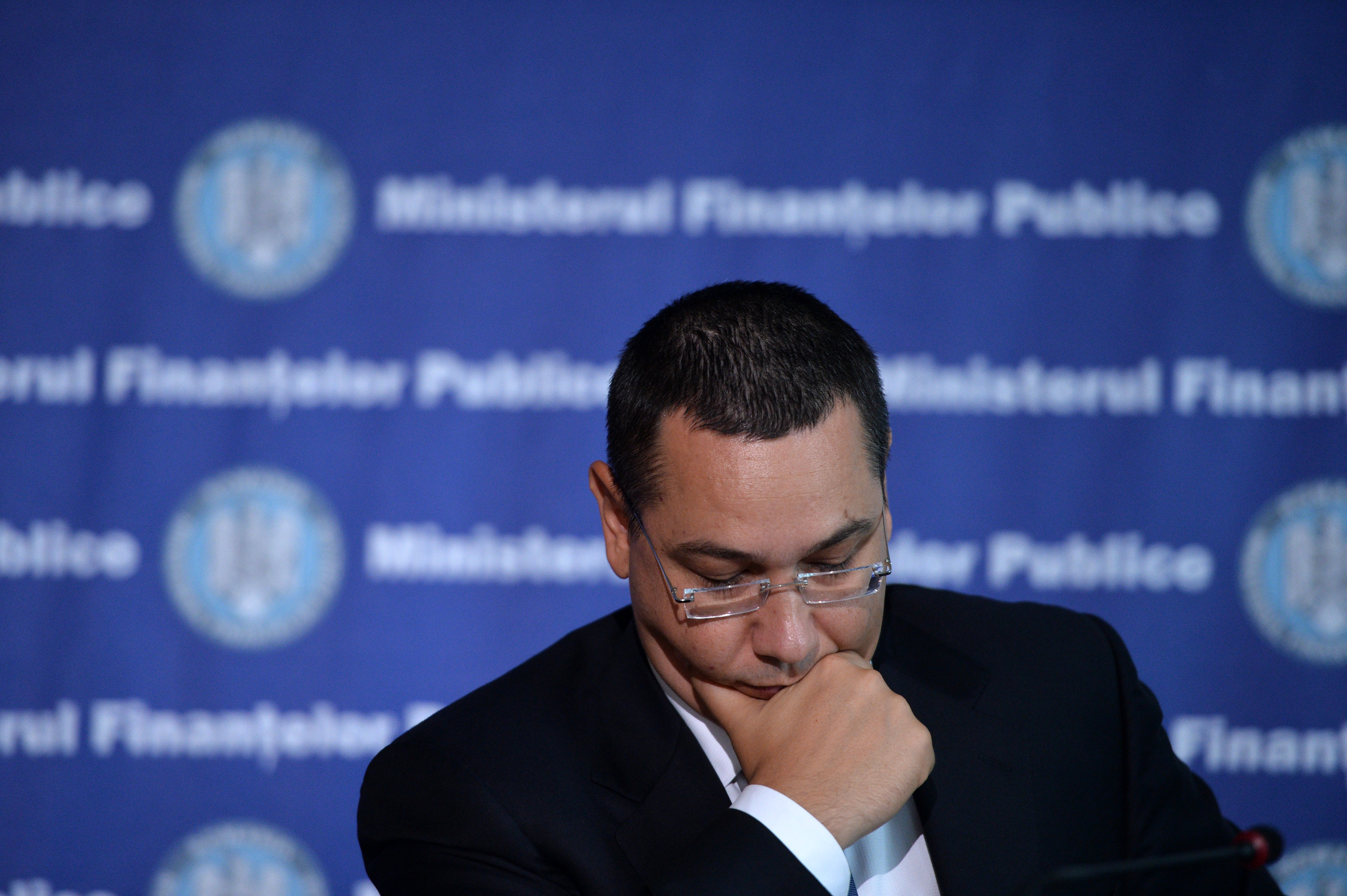 Ponta pleaca la Kiev pentru discutii cu prim-ministrul ucrainean: "Romania trebuie sa transmita ca drumul la UE e corect"