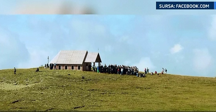 O manastire aproape de cer, motiv de scandal intre Biserica si iubitorii de munte. Lacasul de cult s-ar construi la Babele
