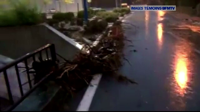 Cinci oameni au murit si alti 100 au fost raniti. Bilantul tragic al furtunilor care au maturat sudul Frantei