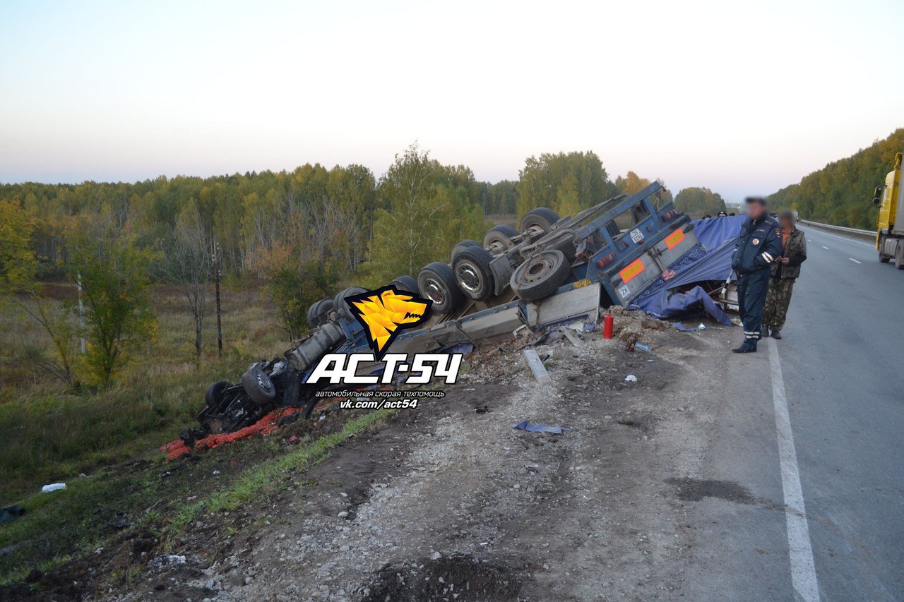 accident auto cu un TIR de cartofi