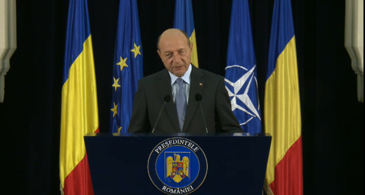 Presedintele Traian Basescu cere demiterea ministrului de Externe Titus Corlatean dupa declaratiile privind votul in diaspora