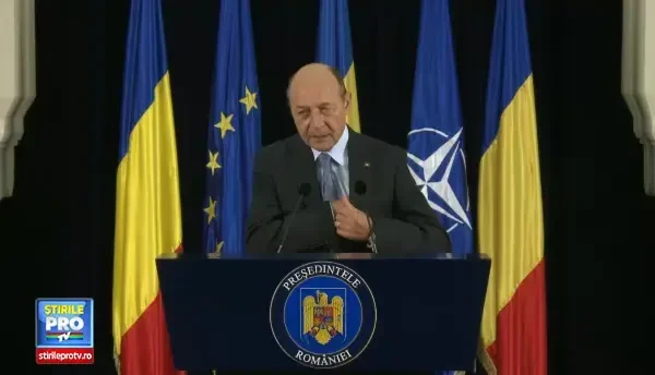 Traian Basescu a promulgat Legea reducerii CAS cu 5%.