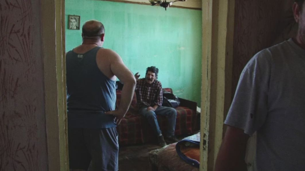 Si-a taiat caloriferele si le-a vandut. Ce s-a intamplat in blocul din Botosani cand s-au facut testele pentru incalzire