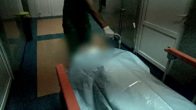 Taximetrist, atacat in stil mafiot de patru indivizi inarmati in Suceava. Adevaratii agresori ar putea fi inca in libertate