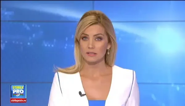 PRIMELE IMAGINI cu autocarul rasturnat intr-o râpă, in Bulgaria. O tanara de 27 de ani a murit si 17 oameni au fost raniti