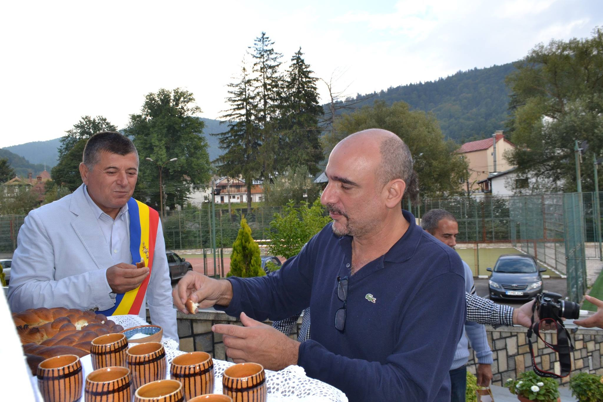 Alejandro, fiul lui Fidel Castro, s-a distrat "pe cinste" pe Valea Prahovei: "A tinut sa-si toarne singur din butoiul cu vin"