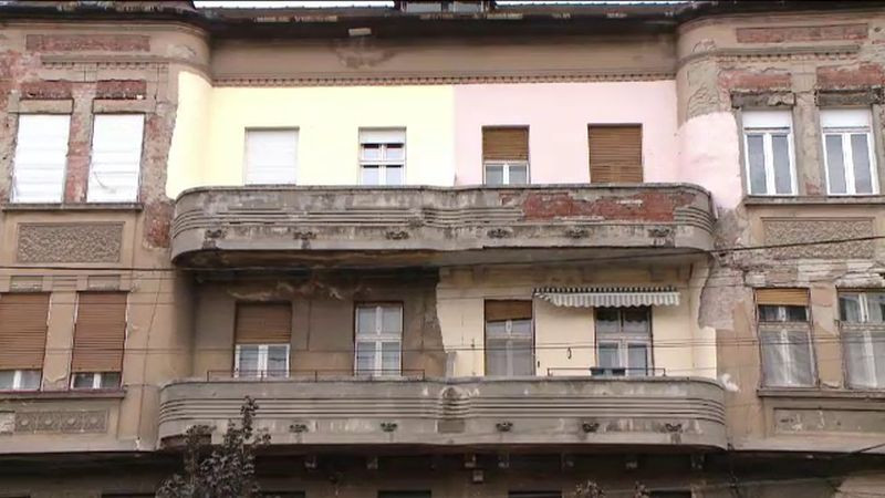 Noul regulament cromatic aduce amenzi usturatoare pentru unii proprietari din Timisoara. Cladirile trebuie vopsite la unison