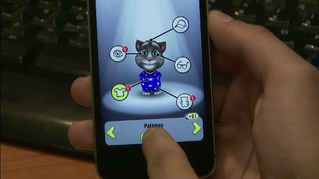 Un barbat din Iasi sustine ca o aplicatie i-a "mancat" 20 de EURO. Ce s-a intamplat dupa ce fetita lui s-a jucat Talking Tom
