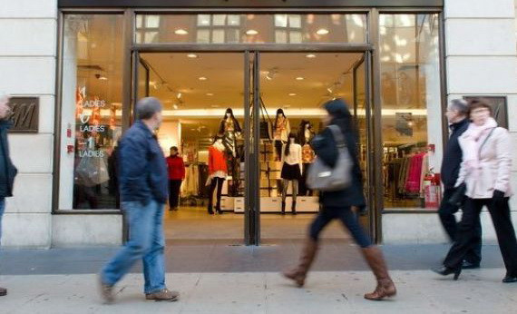 Romanii au dat 94 mil. euro pe aceste haine in doar 9 luni si au crescut vanzarile retailerului cu 40%