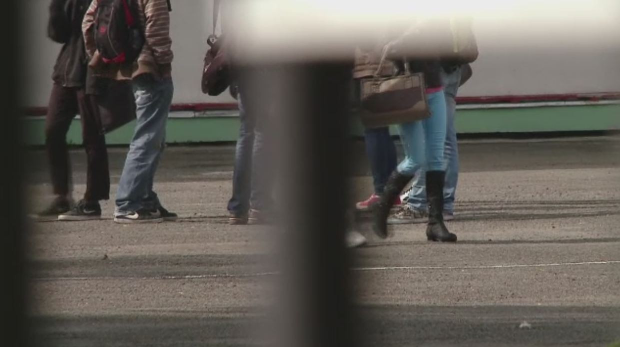 Sotul unei invatatoare din Cluj, acuzat ca ar fi agresat sexual doua fetite de 6 ani. Reactia barbatului