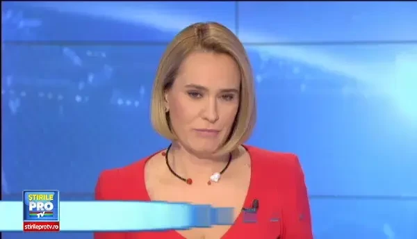 Scoala din Romania unde un copil a ramas prins intr-un vas de toaleta turcesc. Doar profesorii au baie moderna si sigura