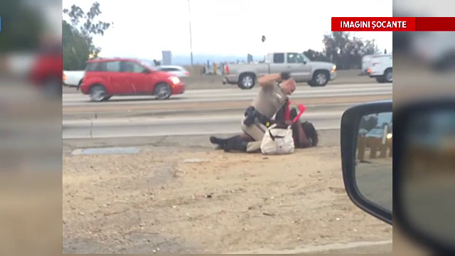 Femeia batuta crunt de un politist din Los Angeles, pe o autostrada, va primi daune de 1,5 milioane de dolari