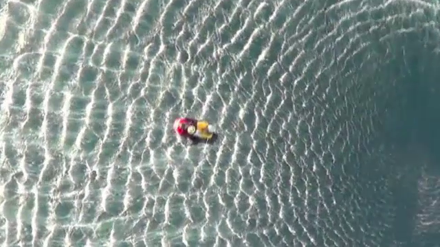 Antrenorul lotului roman de acrobatie, salvat din Marea Egee dupa ce s-a prabusit cu avionul