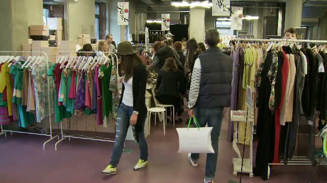 The One Scissors Day: Doamnele si domnisoarele indragostite de moda sunt invitate la a cincea editie a targului