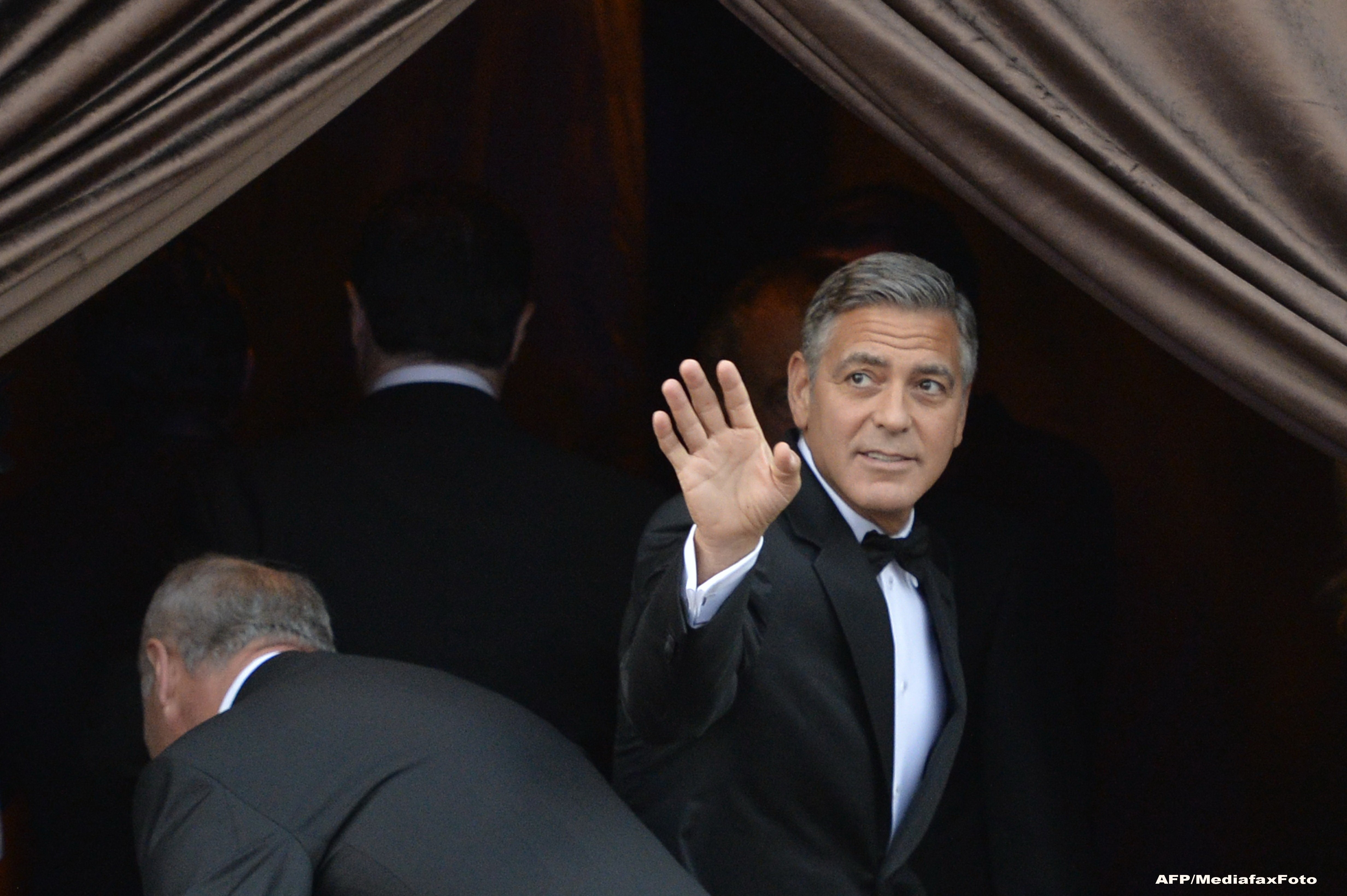 George Clooney s-a casatorit cu Amal Alamuddin. Ce VIP-uri s-au aflat printre cei 136 de invitati la nunta. GALERIE FOTO