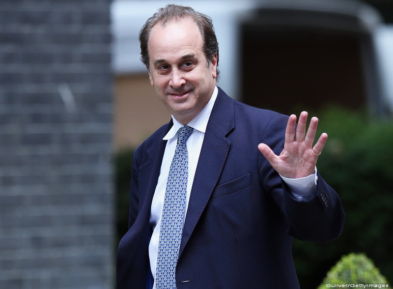 Un ministru britanic demisioneaza din cauza unor fotografii "cu caracter sexual explicit"