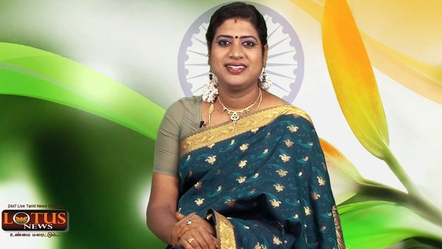 Padmini este prima prezentatoare de stiri TRANSGENDER a Indiei. In tara sunt 2 milioane de oameni din aceasta comunitate