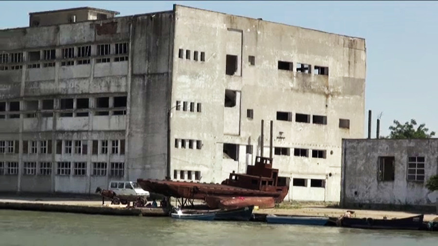 Cum arata azi cea mai mare fabrica de conserve din Romania. Industria cu mii de angajati care a ajuns la fier vechi