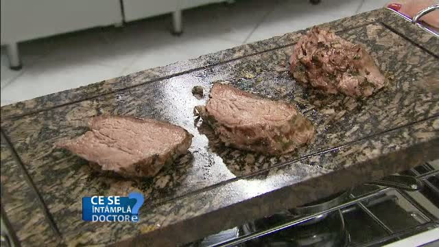 Consumul de carne in exces este periculos. Cate grame aveti voie sa mancati, in functie de greutatea voastra