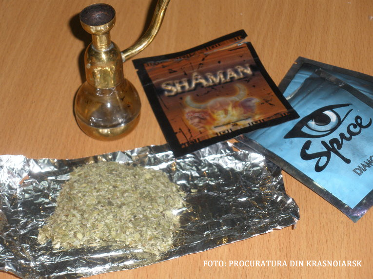 Drogul misterios care a adus 200 de rusi in pragul sinuciderii. Oficialii dau vina pe "traficanti ucraineni"