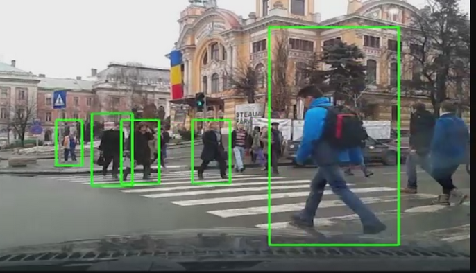 Studentii din Cluj au creat trei aplicatii prin care spera sa reduca numarul accidentelor auto. Cum functioneaza acestea