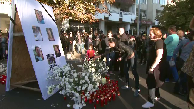 Mii de oameni au protestat la Campina dupa accidentul cu 5 victime. Raspunsul sec al Companiei de Drumuri la solicitarile lor