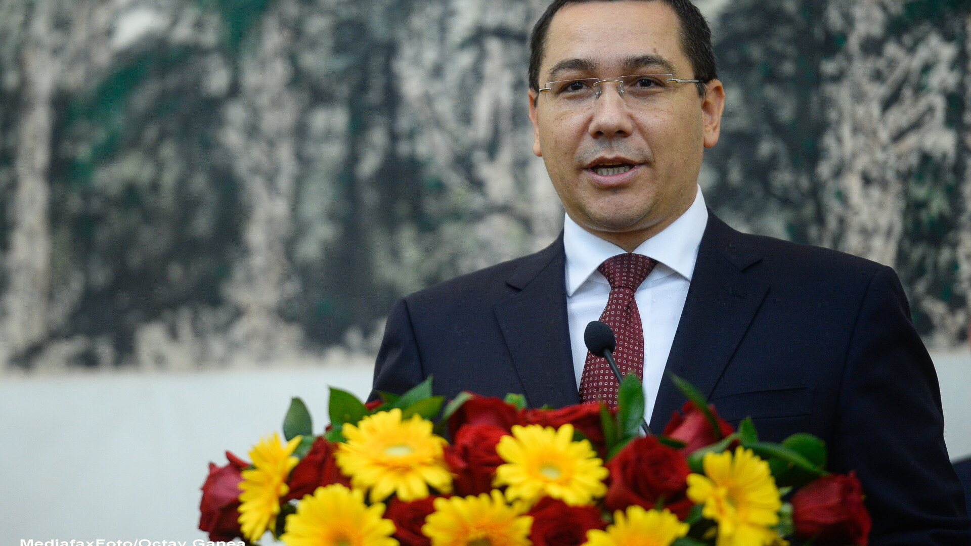 Vicepresedintele american, Joe Biden, l-a sunat pe Victor Ponta. Ce au discutat cei doi la telefon