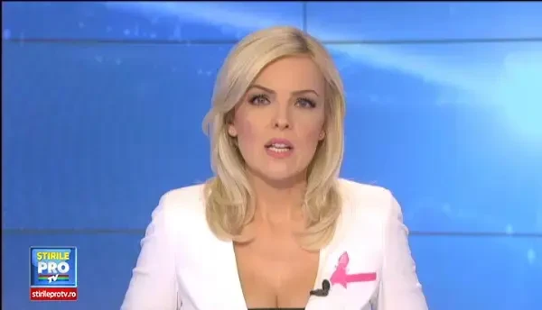 Mitropolitul Banatului, IPS Nicolae Corneanu, inmormantat cu onoruri militare. Mii de oameni au participat la funerarii