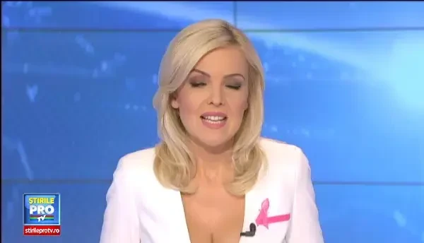 Pensionarii din Iasi s-au distrat ca in tinerete de ziua lor. Cum s-au organizat pe Facebook pentru a alunga singuratatea