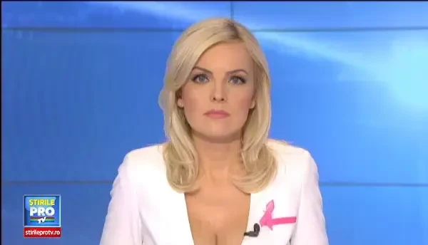 Elena Udrea este audiata la sediul DNA. Candidatul la presedintie spune ca are calitatea de martor in dosarul Gheorghe Stefan