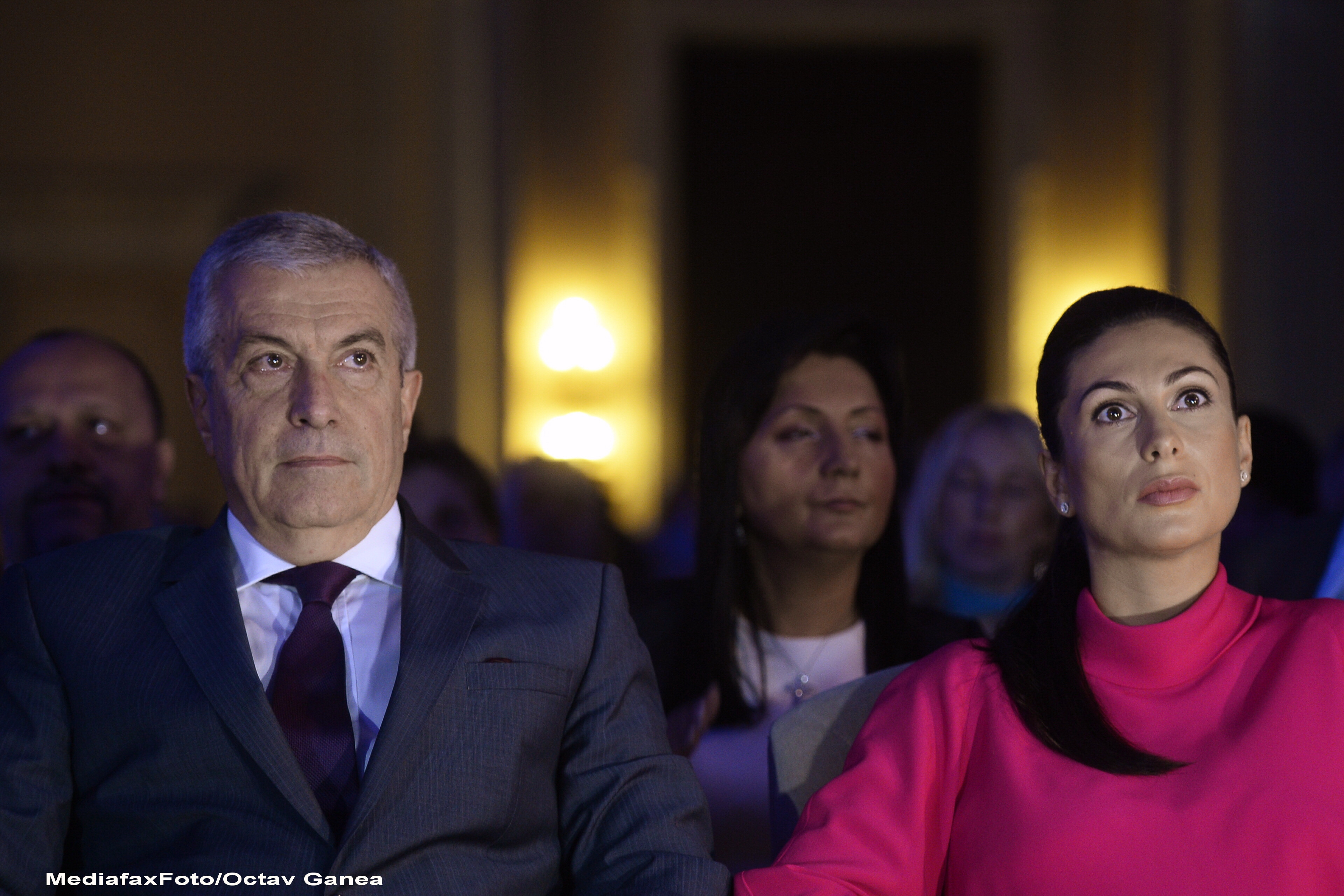 PORTRET DE CANDIDAT, ep. 4: Calin Popescu-Tariceanu. A schimbat trei partide liberale, cinci neveste si nenumarati bolizi