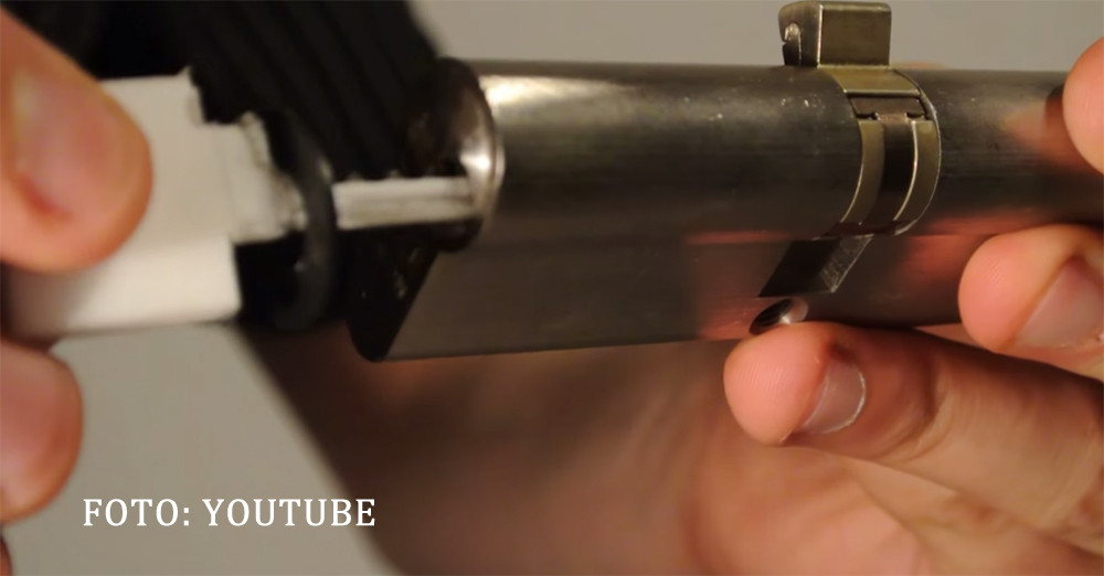 Programul de calculator care deschide ORICE incuietoare. Inventatorii sai au hotarat sa il pastreze secret. VIDEO