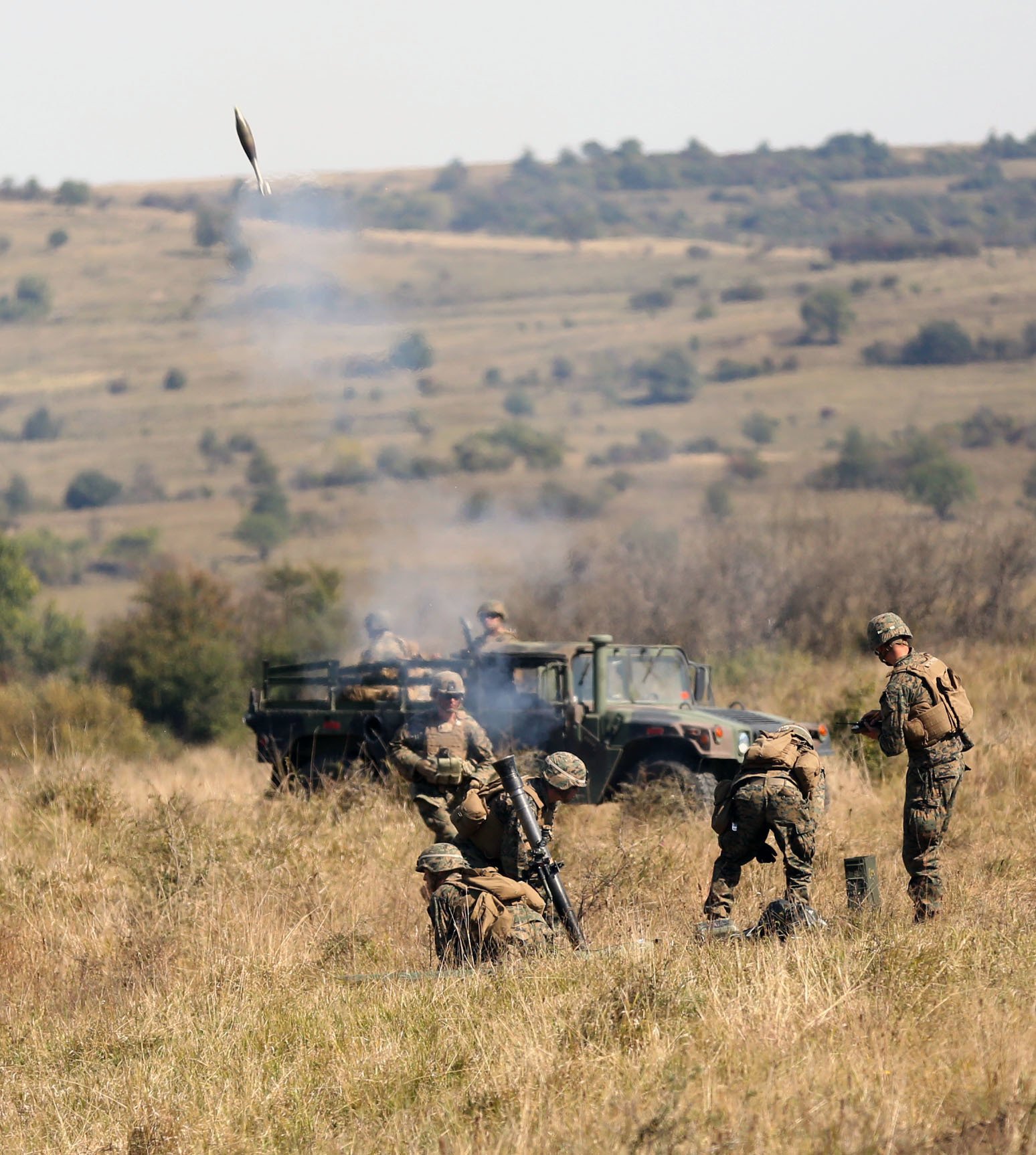 Soldatii romani au respins un &ldquo;ATAC&rdquo; impreuna cu puscasii marini. GALERIE FOTO: cum ne apara aliatii nostri din NATO - 7